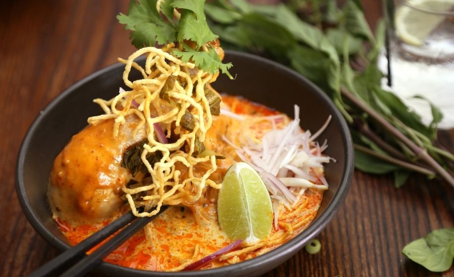 Le Khao Soi, plat traditionnel du nord de la Thaïlande