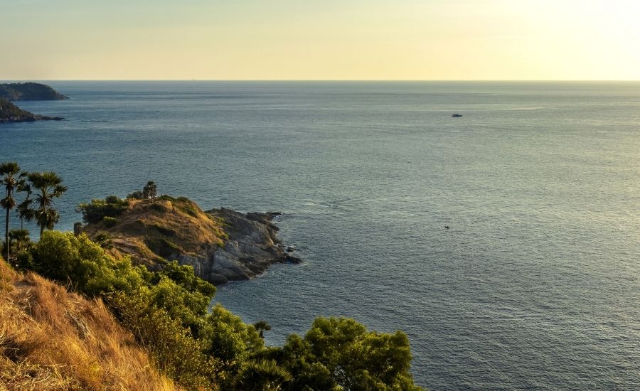 Cap Promthep à Phuket, célèbre point de vue sur la mer d’Andaman
