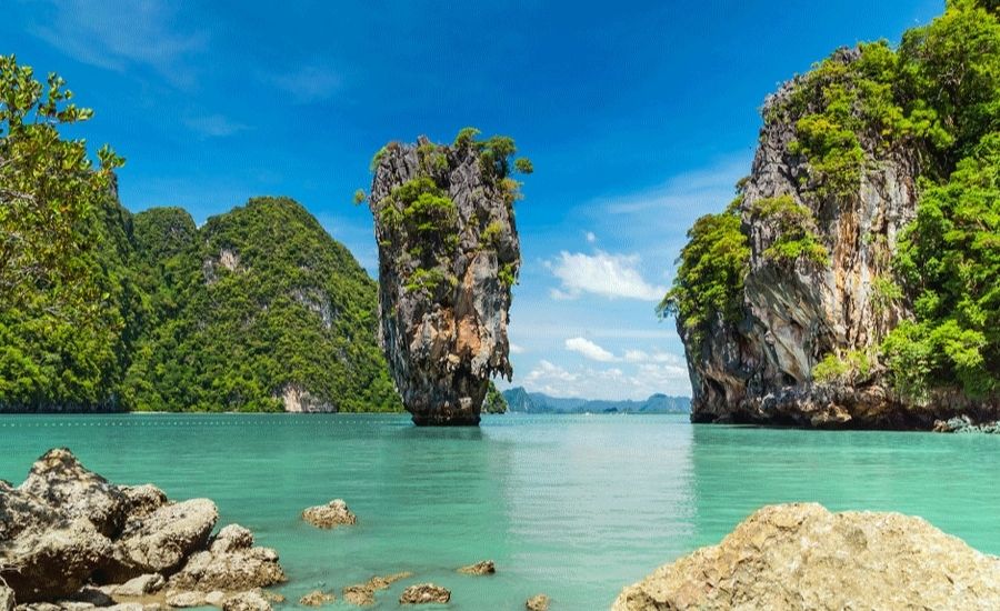Baie de Phang Nga, paysages karstiques et îlots calcaires