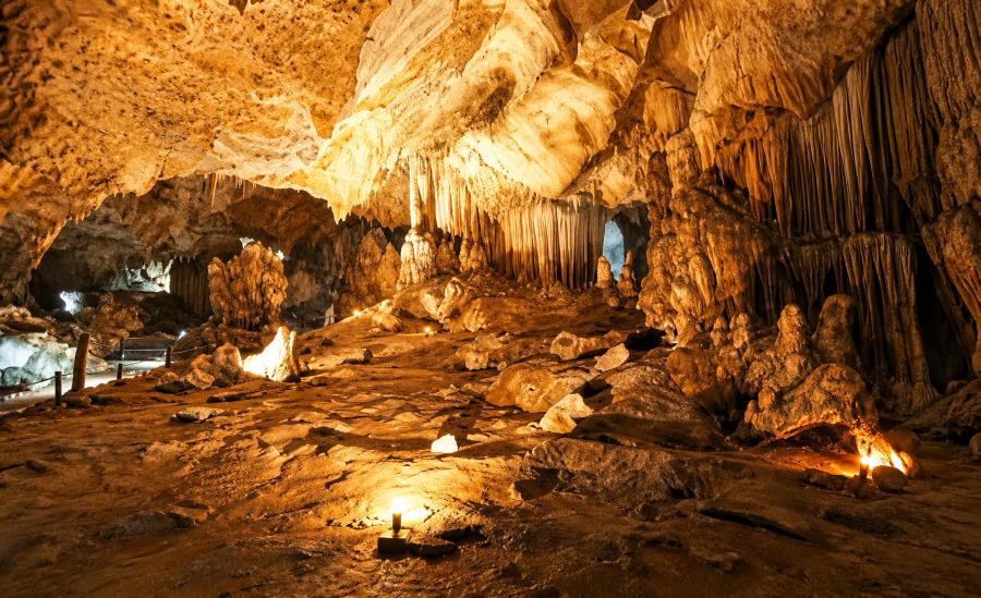 grotte de Lawa