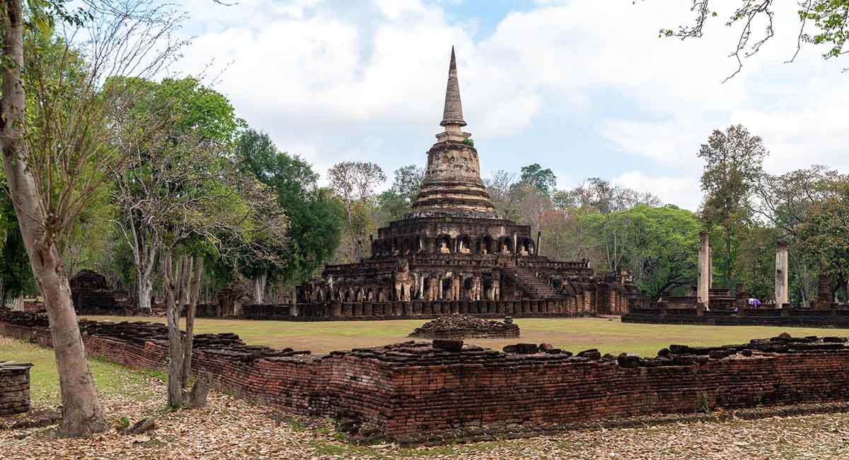 Wat Chang Lom