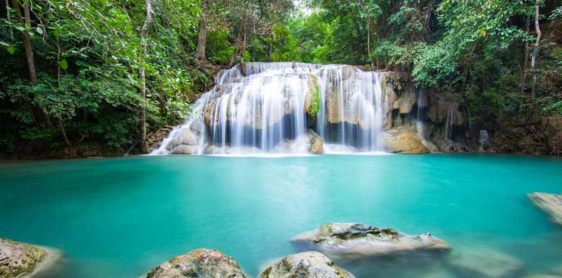 Jour 13 : Kanchanaburi – Parc national d’Erawan – Ayutthaya (B/L)