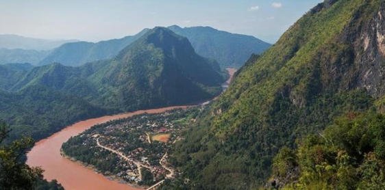 Jour 18 : Luang Prabang – Nong Khiew – Ban Sop Chem – Nuit chez habitant (B/D)