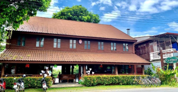 RIVERHOUSE-THE TEAK HOUSE