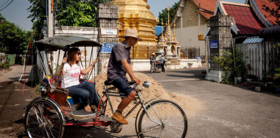 Jour 4 : Kanchanaburi - Parc national d'Erawan - Bangkok - Train de nuit pour Chiang Mai (B)