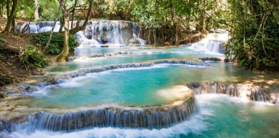 Jour 6 : Luang Prabang – Kuang Si – Vol pour Hanoi (B)