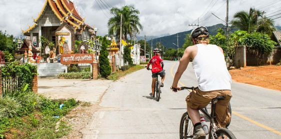 Chiang Rai - Nong Luang - Balade en vélo - Wat Rong Khun  - Parc de Khun Kon (L) 60-70km