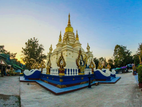 Le Wat Rong Suea Ten – Le temple bleu