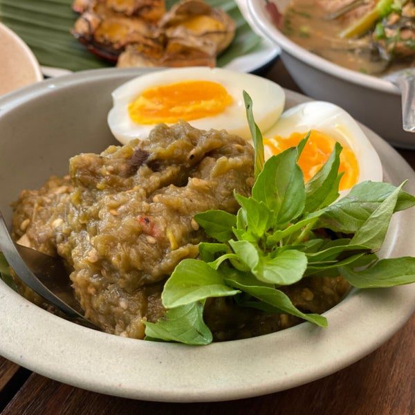 meilleurs-restaurants-gastronomiques-de-Chiang-Mai-Kinlum Kindee