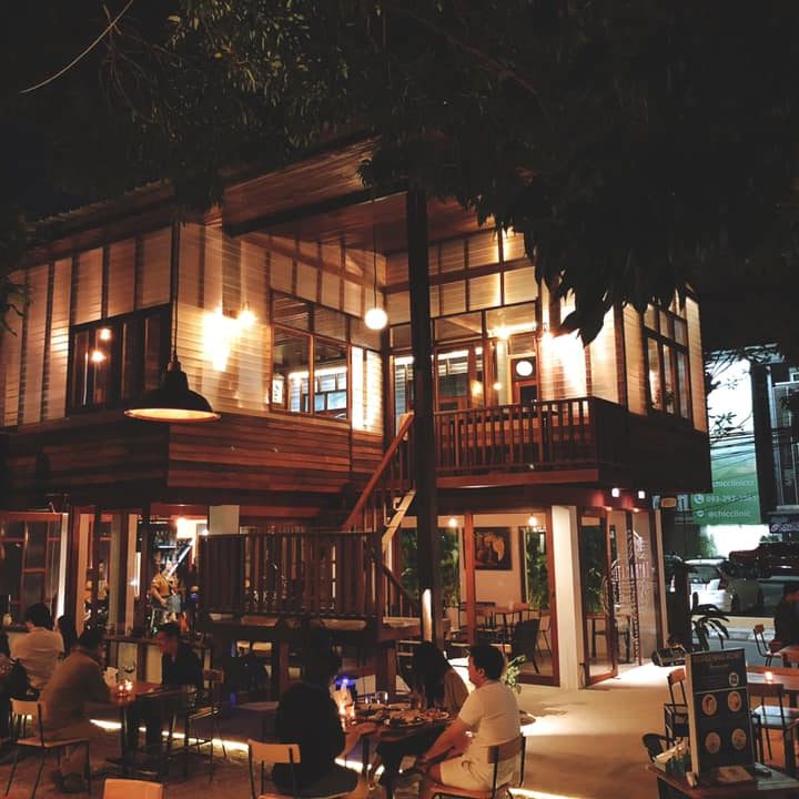 Meilleurs bars de Chiang Rai - Tamarind Bistro and Music House