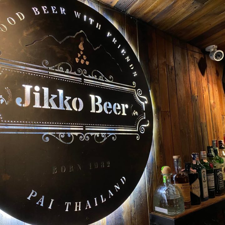 Meilleurs-bars-de-Mae-Hong-Son-Jikko-Beer