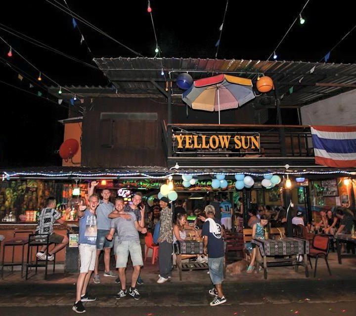 Meilleurs-bars-de-Mae-Hong-Son-Yellow-Sun-Pai-Bar