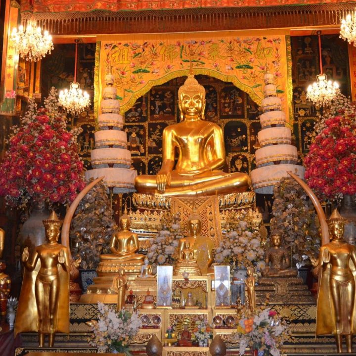 Wat-Na-Phra-Men-1
