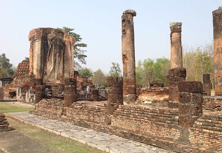 sites-touristiques-a-sukhothai-10