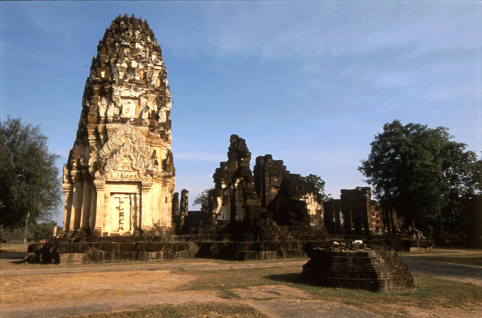 sites-touristiques-a-sukhothai-8