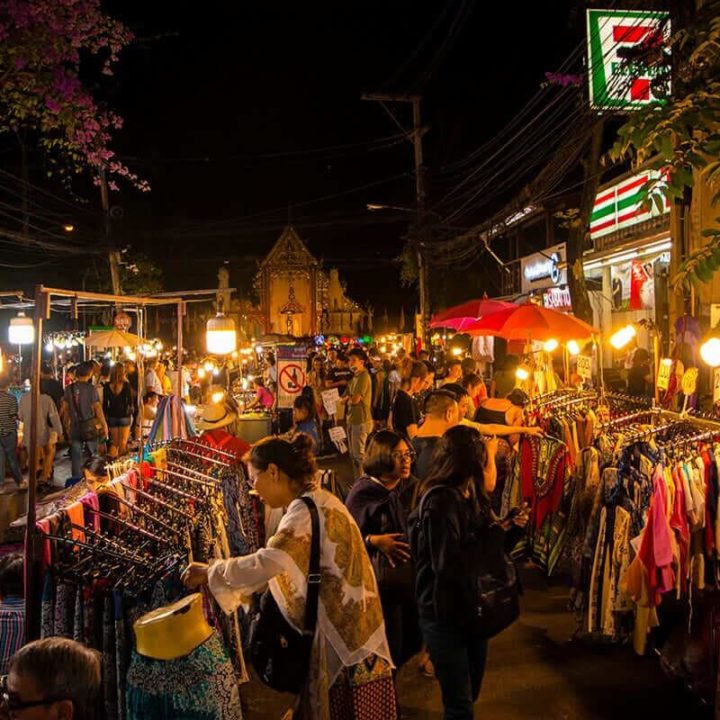 Meilleurs marchés à Chiang Mai - Marché nocturne du dimanche de Chiang Mai 