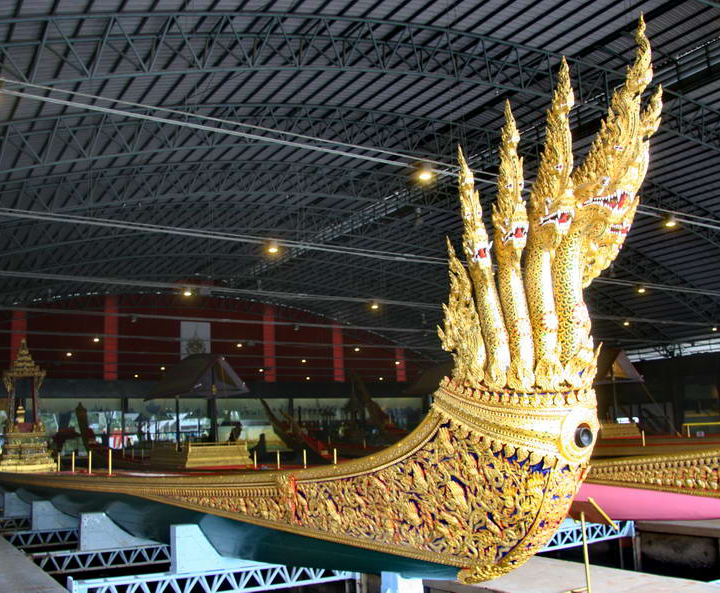 musee-de-barges-royales-a-bangkok